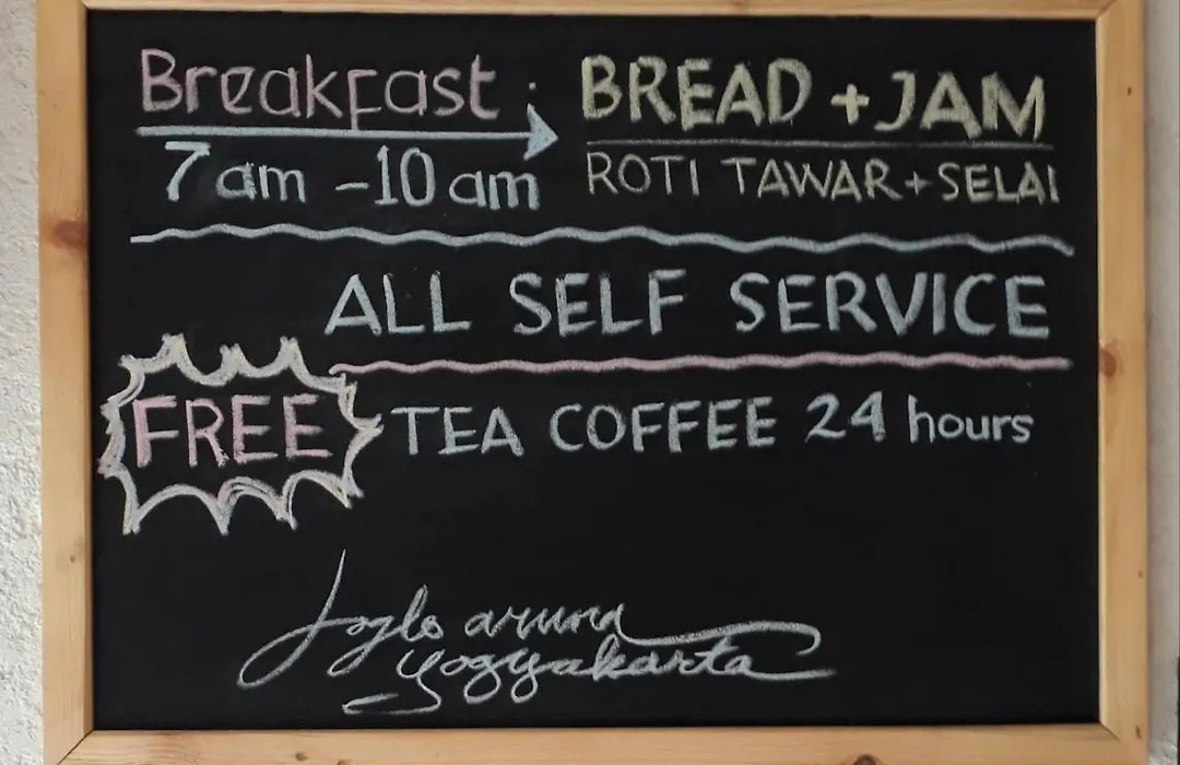 Joglo Aruna Guesthouse-1