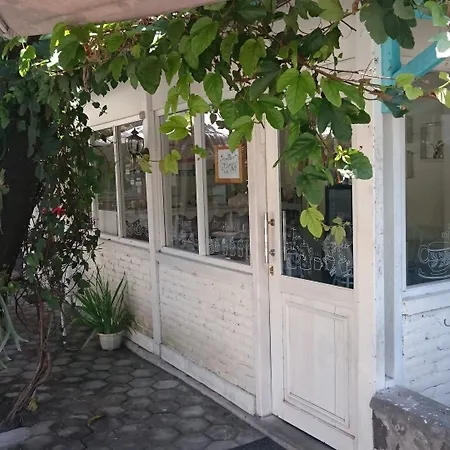 Metro Guest House-2